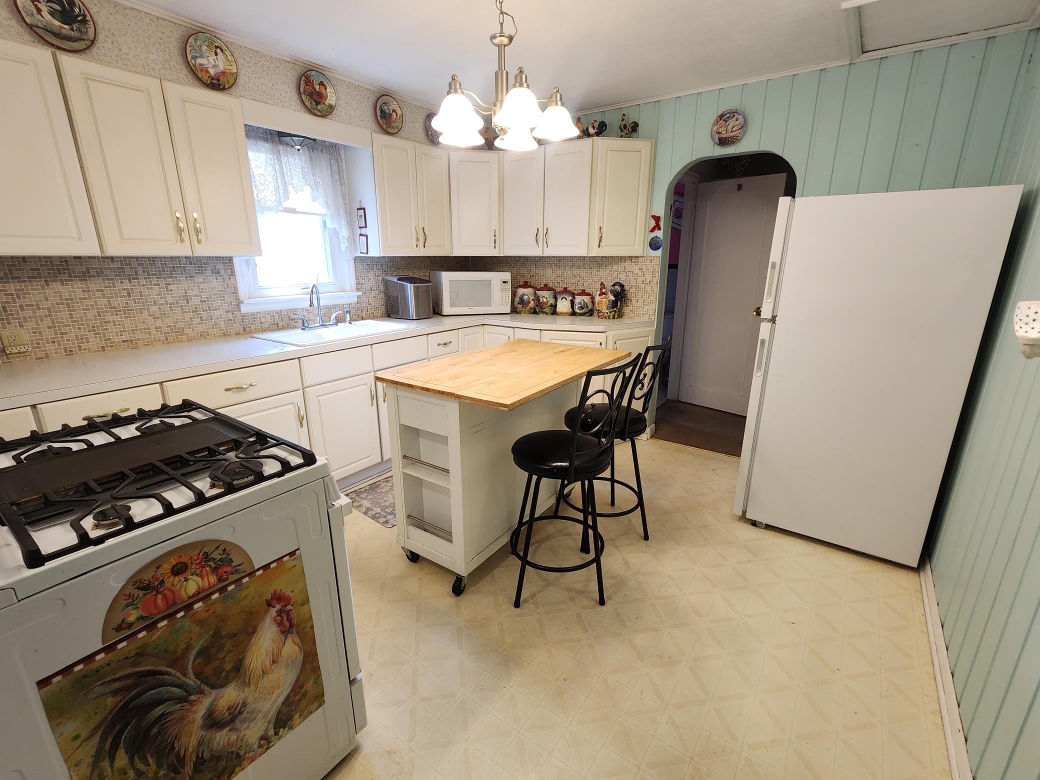 View of Residential at 5817 Perry Avenue, Crystal MN 55429, Crystal (7 of 17) - Mike Wilen | Minnesota Team Real Estate