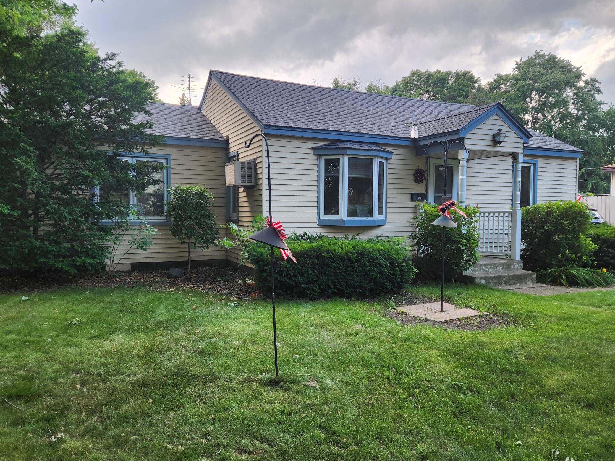 View of Residential at 5817 Perry Avenue, Crystal MN 55429, Crystal (2 of 17) - Mike Wilen | Minnesota Team Real Estate