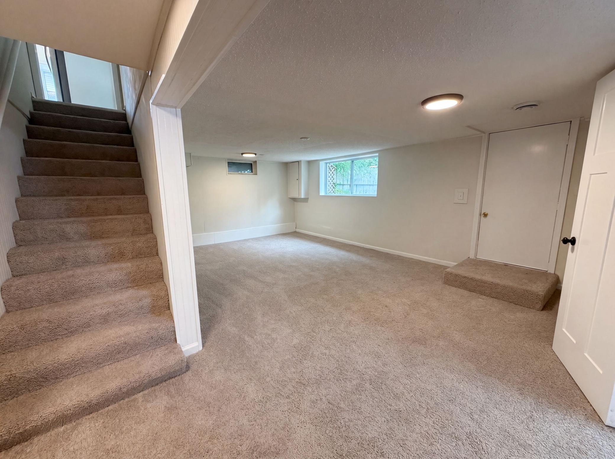 View of Residential at 1695 Abell Street, Maplewood MN 55117, Maplewood (20 of 25) - Mike Wilen | Minnesota Team Real Estate