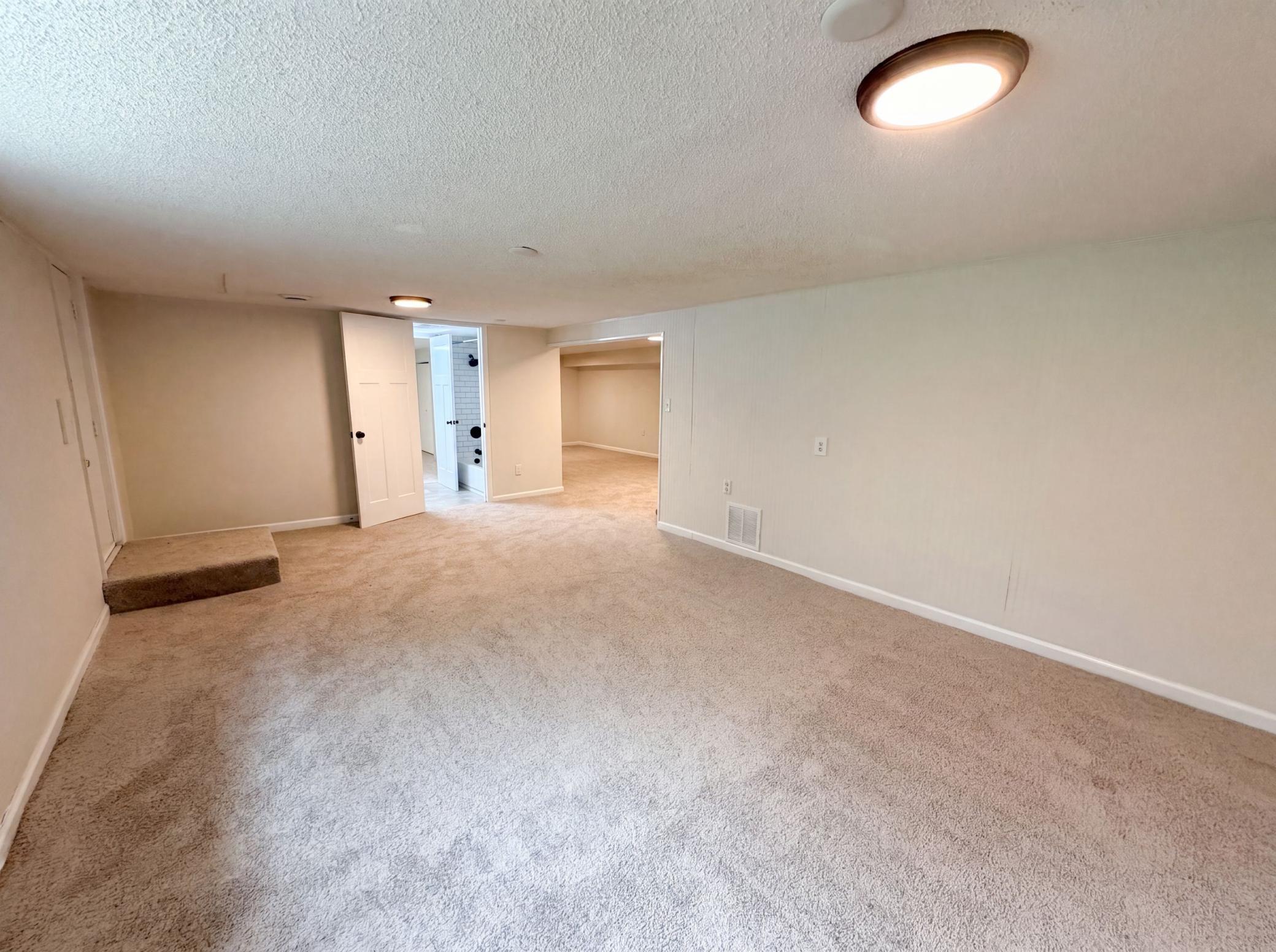 View of Residential at 1695 Abell Street, Maplewood MN 55117, Maplewood (19 of 25) - Mike Wilen | Minnesota Team Real Estate