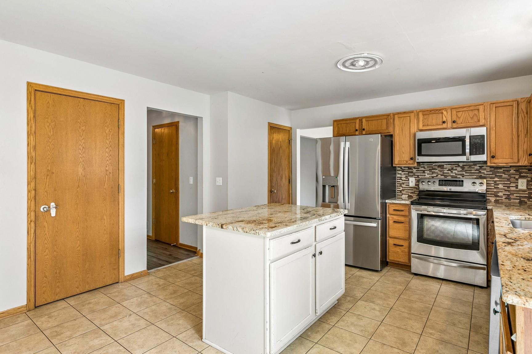 View of Residential at 4926 Rusten Road, Eagan MN 55122, Eagan (16 of 50) - Mike Wilen | Minnesota Team Real Estate