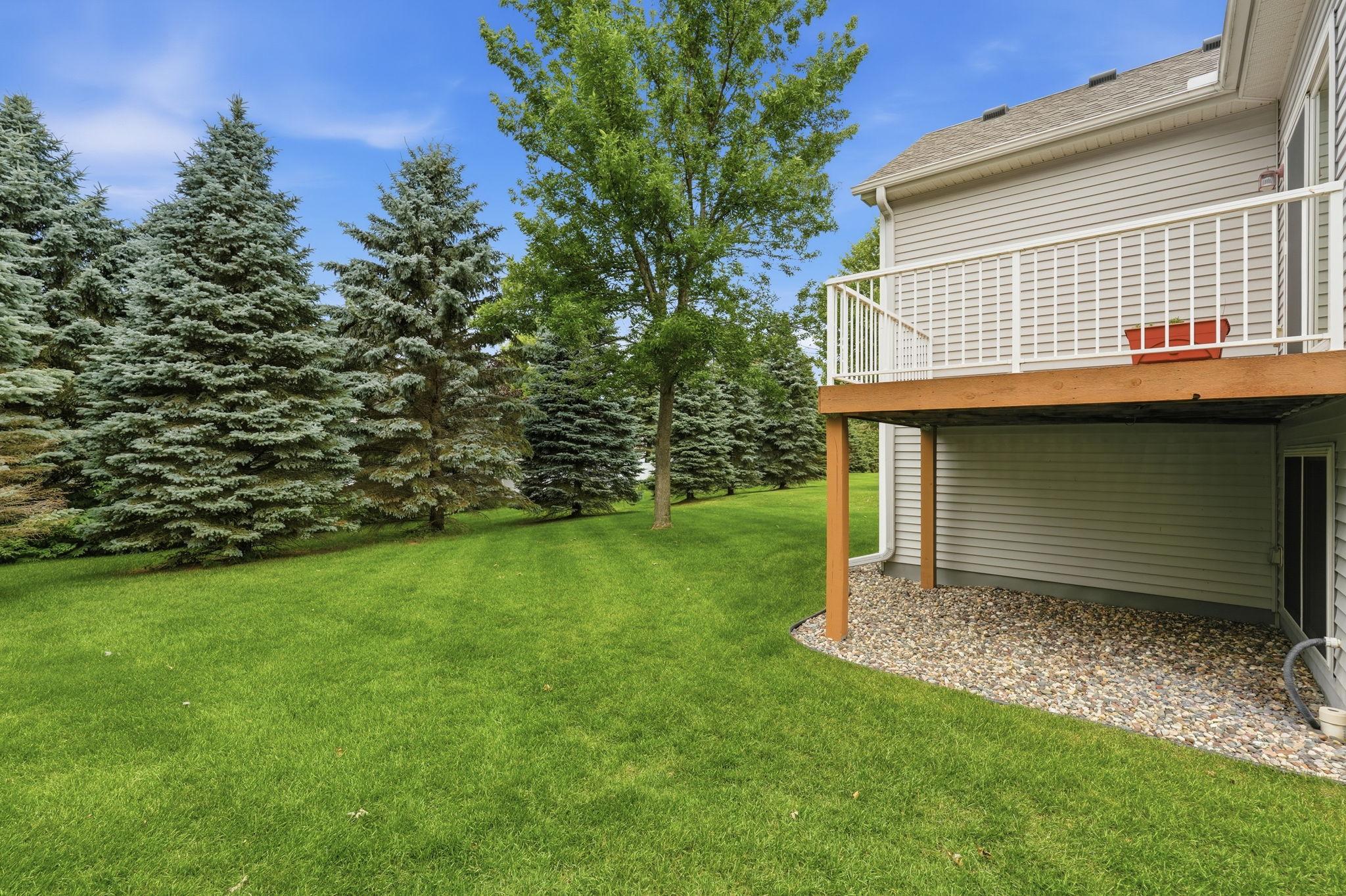 View of Residential at 10812 Thone Circle, Woodbury MN 55129, Woodbury (34 of 37) - Mike Wilen | Minnesota Team Real Estate