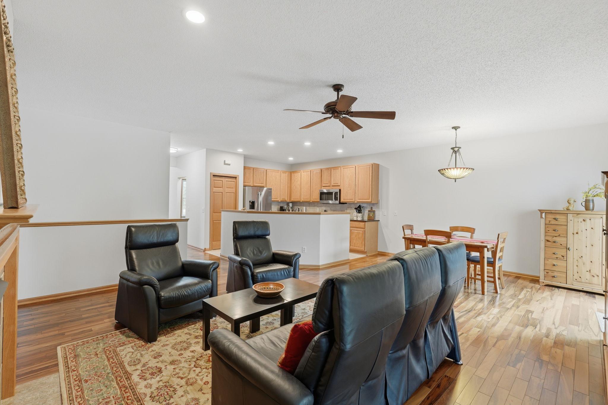 View of Residential at 10812 Thone Circle, Woodbury MN 55129, Woodbury (10 of 37) - Mike Wilen | Minnesota Team Real Estate