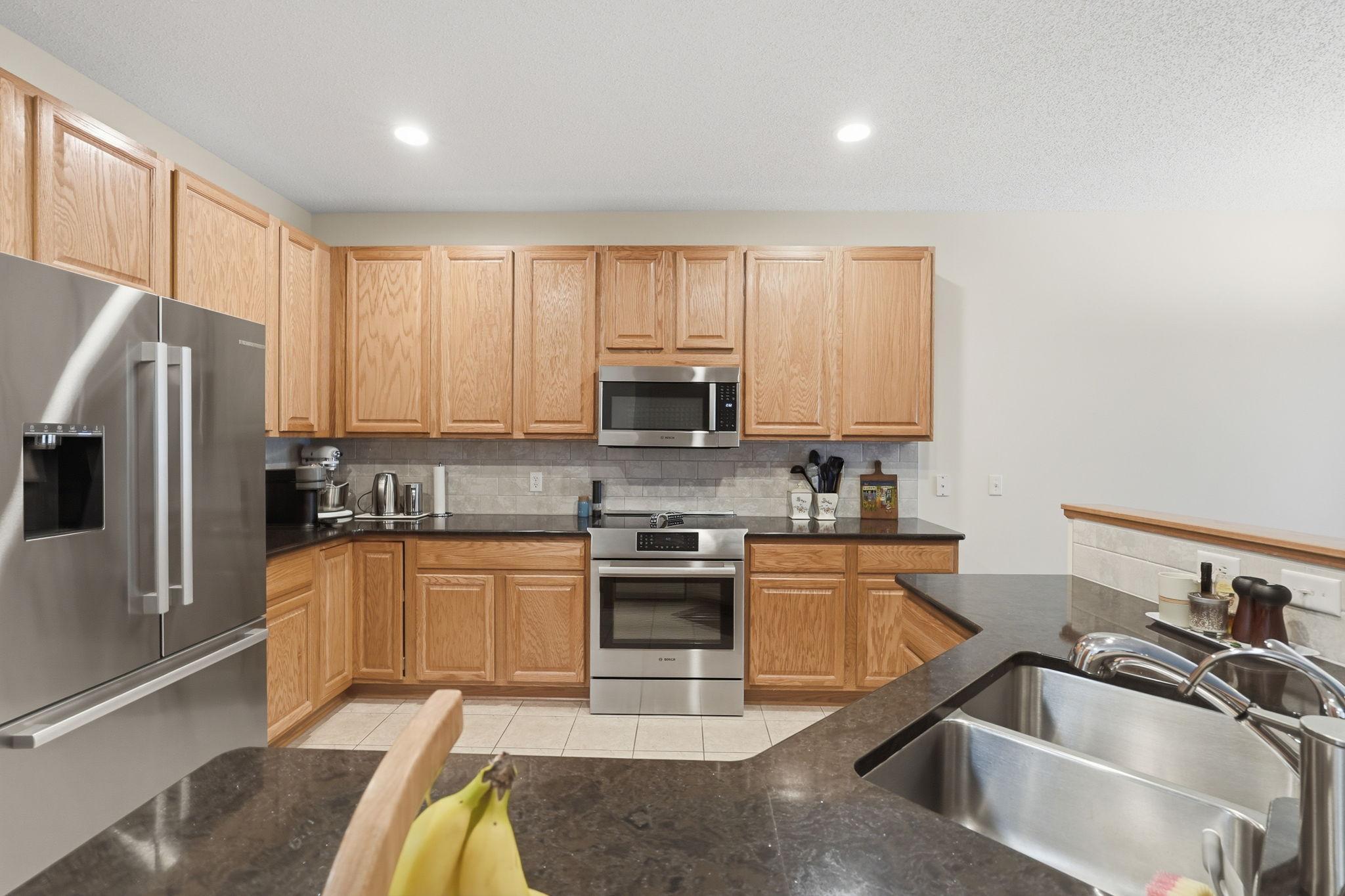 View of Residential at 10812 Thone Circle, Woodbury MN 55129, Woodbury (6 of 37) - Mike Wilen | Minnesota Team Real Estate