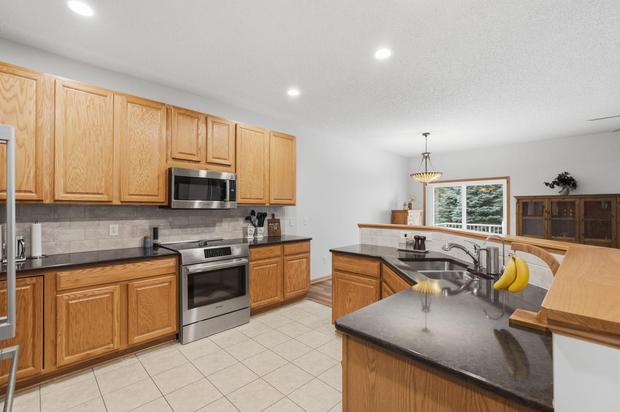 View of Residential at 10812 Thone Circle, Woodbury MN 55129, Woodbury (5 of 37) - Mike Wilen | Minnesota Team Real Estate