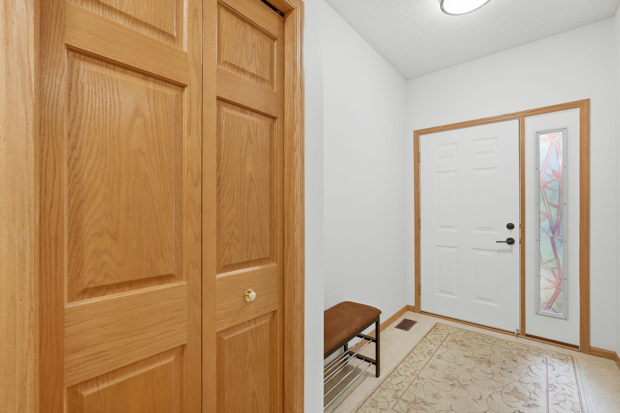 View of Residential at 10812 Thone Circle, Woodbury MN 55129, Woodbury (18 of 37) - Mike Wilen | Minnesota Team Real Estate