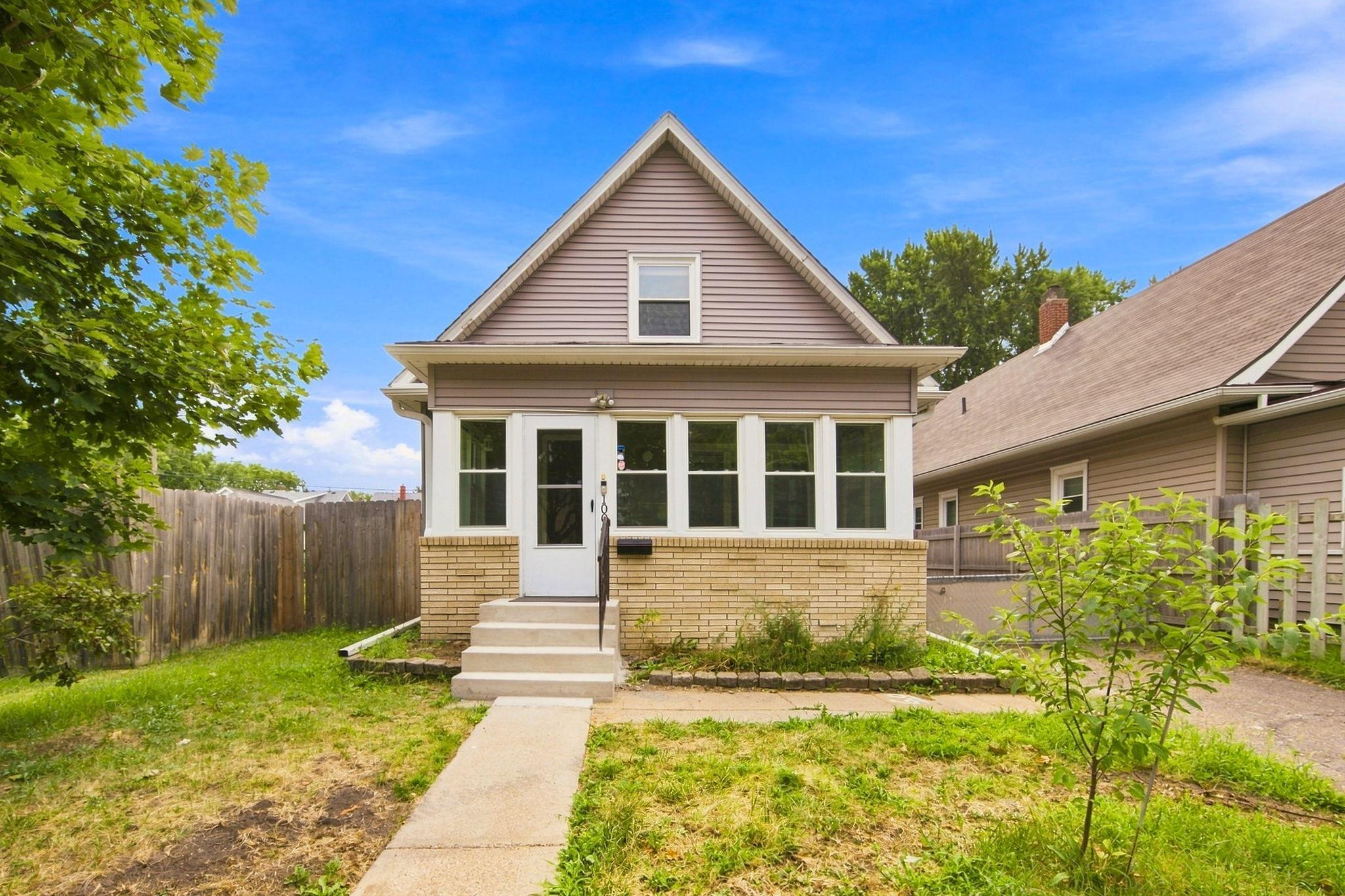 View of Single Family at 1004 Western Avenue, Saint Paul - Mike Wilen | Minnesota Team Real Estate