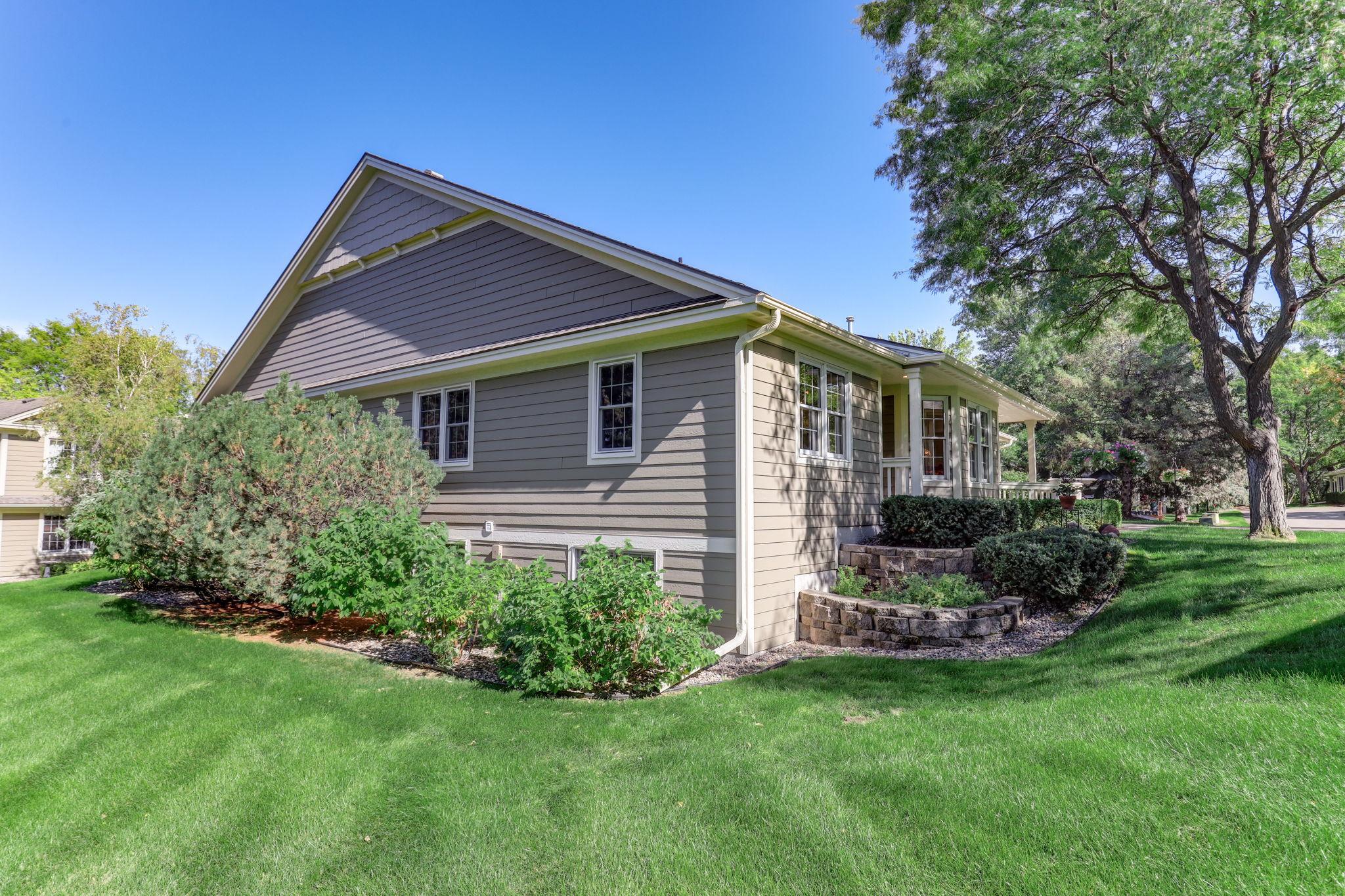 View of Residential at 821 Ivy Lane, Eagan MN 55123, Eagan (19 of 19) - Mike Wilen | Minnesota Team Real Estate