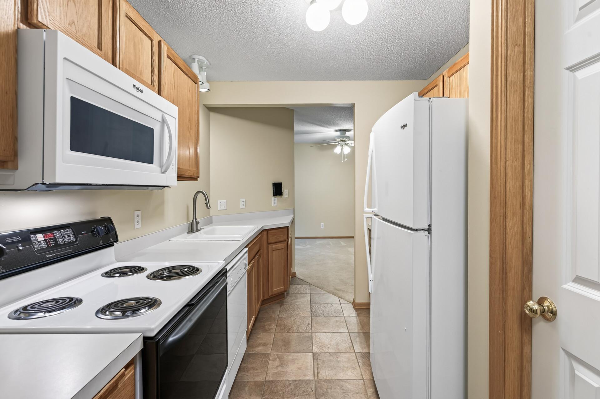 View of Residential at 2407 Harvest Way, Chanhassen MN 55317, Chanhassen (12 of 27) - Mike Wilen | Minnesota Team Real Estate