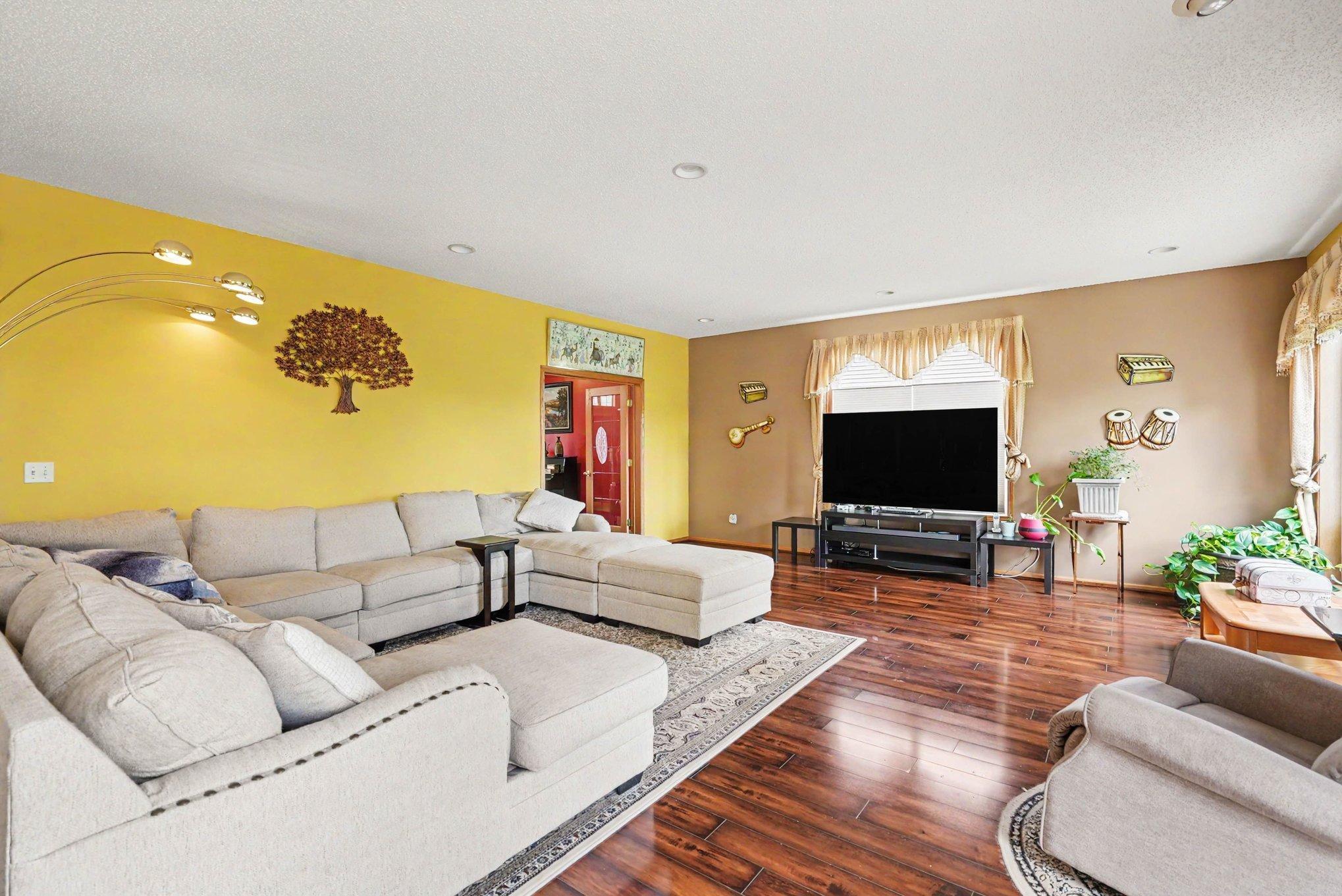 View of Residential at 6452 Pheasant Hills Drive, Hugo MN 55038, Hugo (5 of 29) - Mike Wilen | Minnesota Team Real Estate