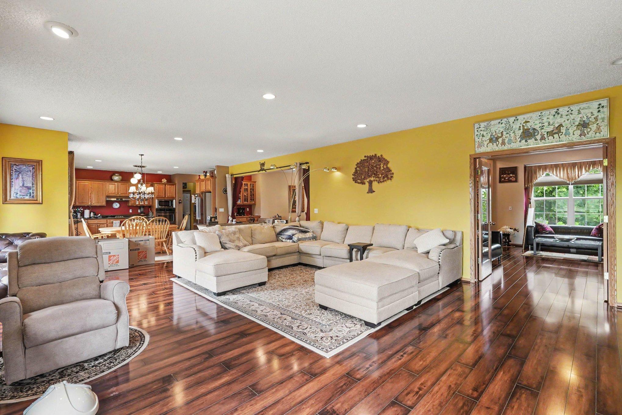 View of Residential at 6452 Pheasant Hills Drive, Hugo MN 55038, Hugo (3 of 29) - Mike Wilen | Minnesota Team Real Estate