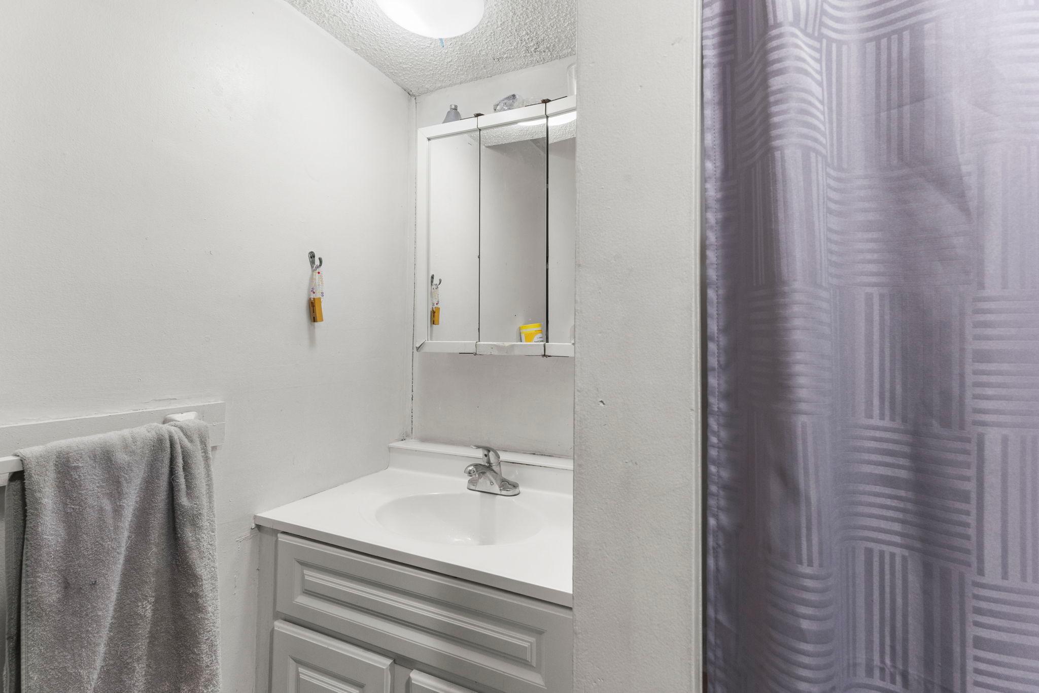 View of Residential Income at 2313 Polk Street, Minneapolis MN 55418, Minneapolis (11 of 37) - Mike Wilen | Minnesota Team Real Estate
