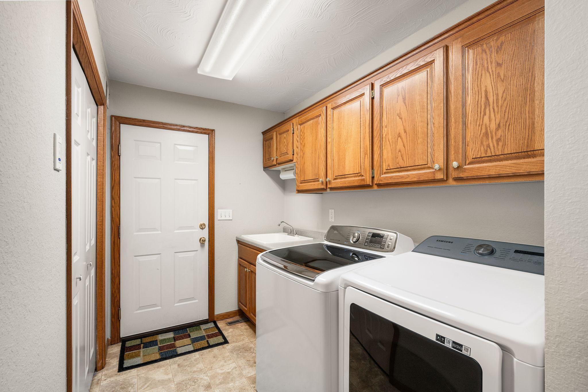 View of Residential at 411 Independence Street, New Prague MN 56071, New Prague (20 of 28) - Mike Wilen | Minnesota Team Real Estate