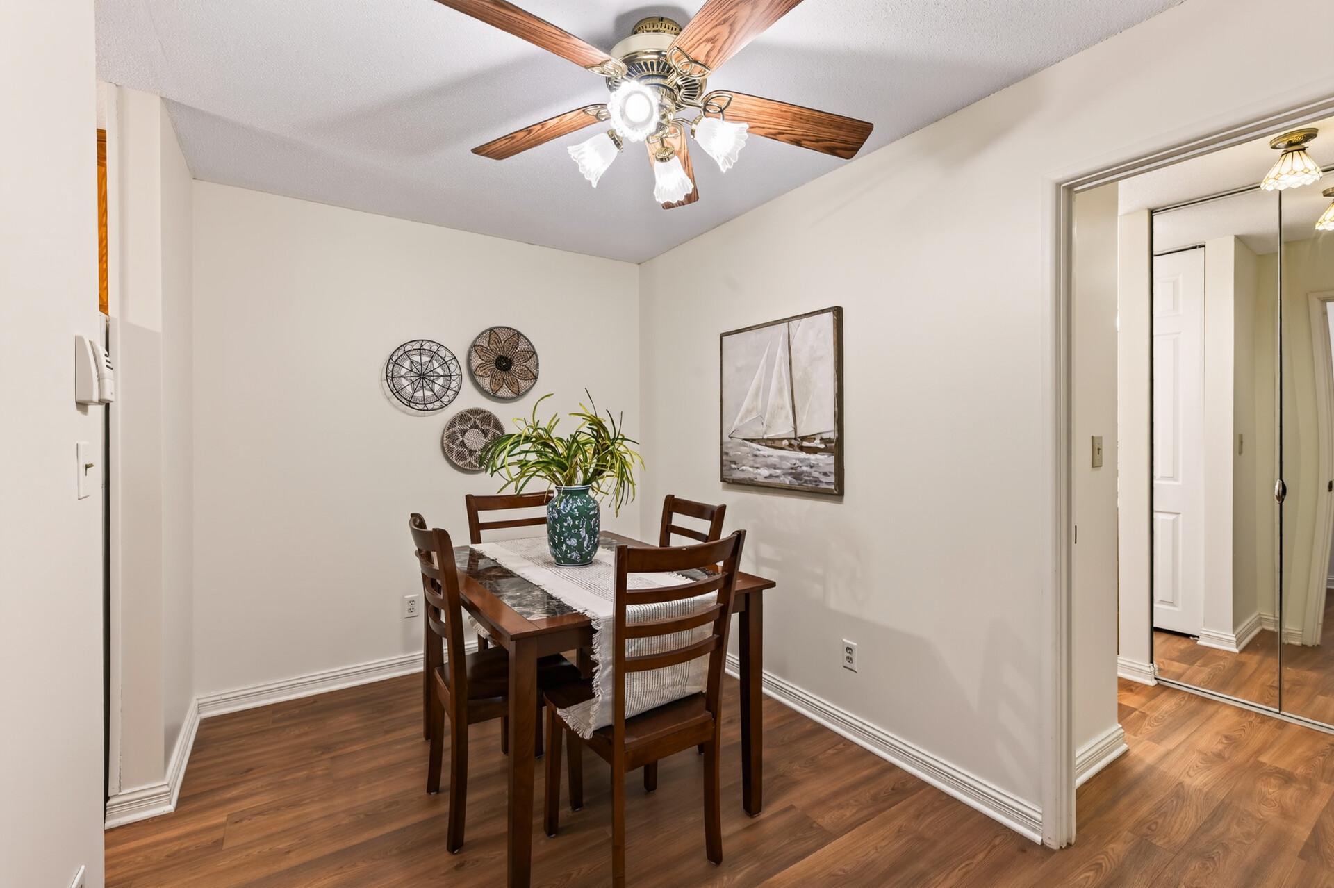 View of Residential at 2800 Hamline Avenue #102, Roseville MN 55113, Roseville (11 of 30) - Mike Wilen | Minnesota Team Real Estate