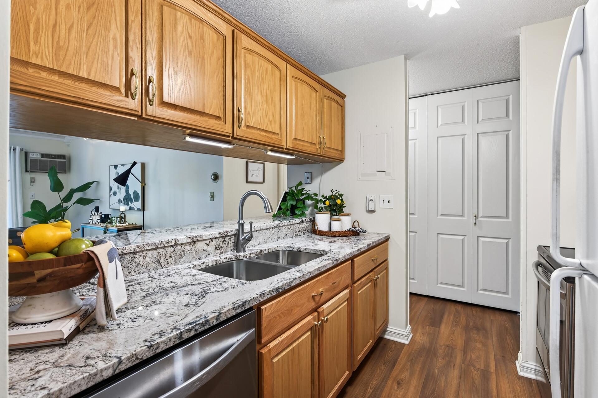 View of Residential at 2800 Hamline Avenue #102, Roseville MN 55113, Roseville (2 of 30) - Mike Wilen | Minnesota Team Real Estate