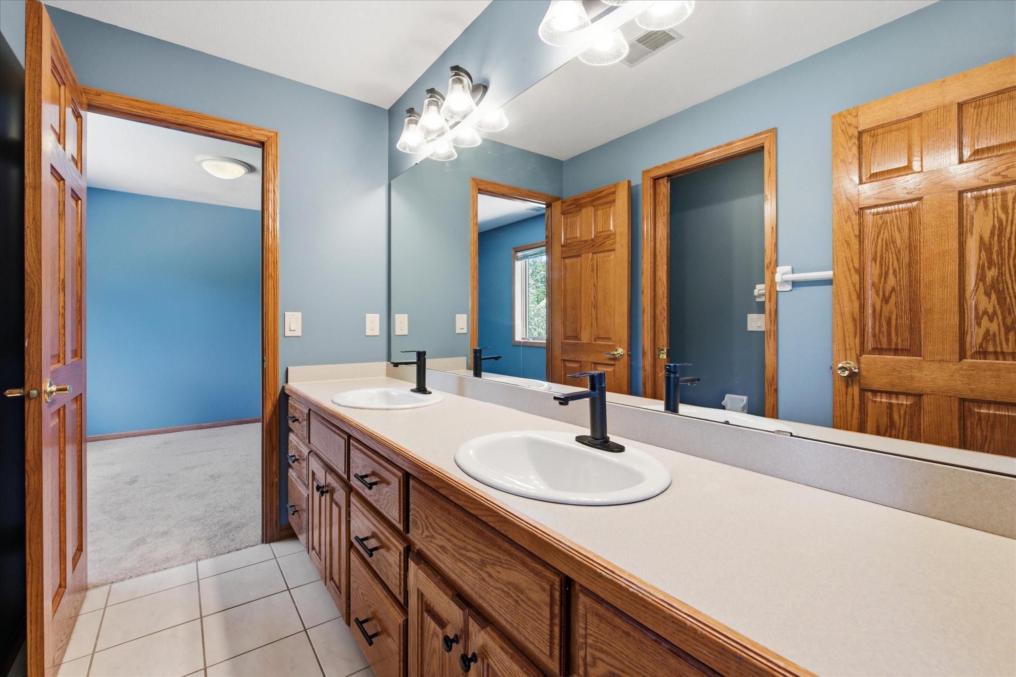 View of Residential at 5900 Otter Ridge Circle, White Bear Lake MN 55110, White Bear Lake (28 of 48) - Mike Wilen | Minnesota Team Real Estate