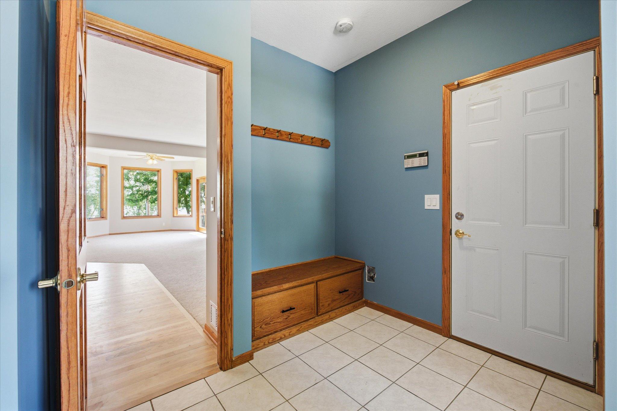 View of Residential at 5900 Otter Ridge Circle, White Bear Lake MN 55110, White Bear Lake (21 of 48) - Mike Wilen | Minnesota Team Real Estate