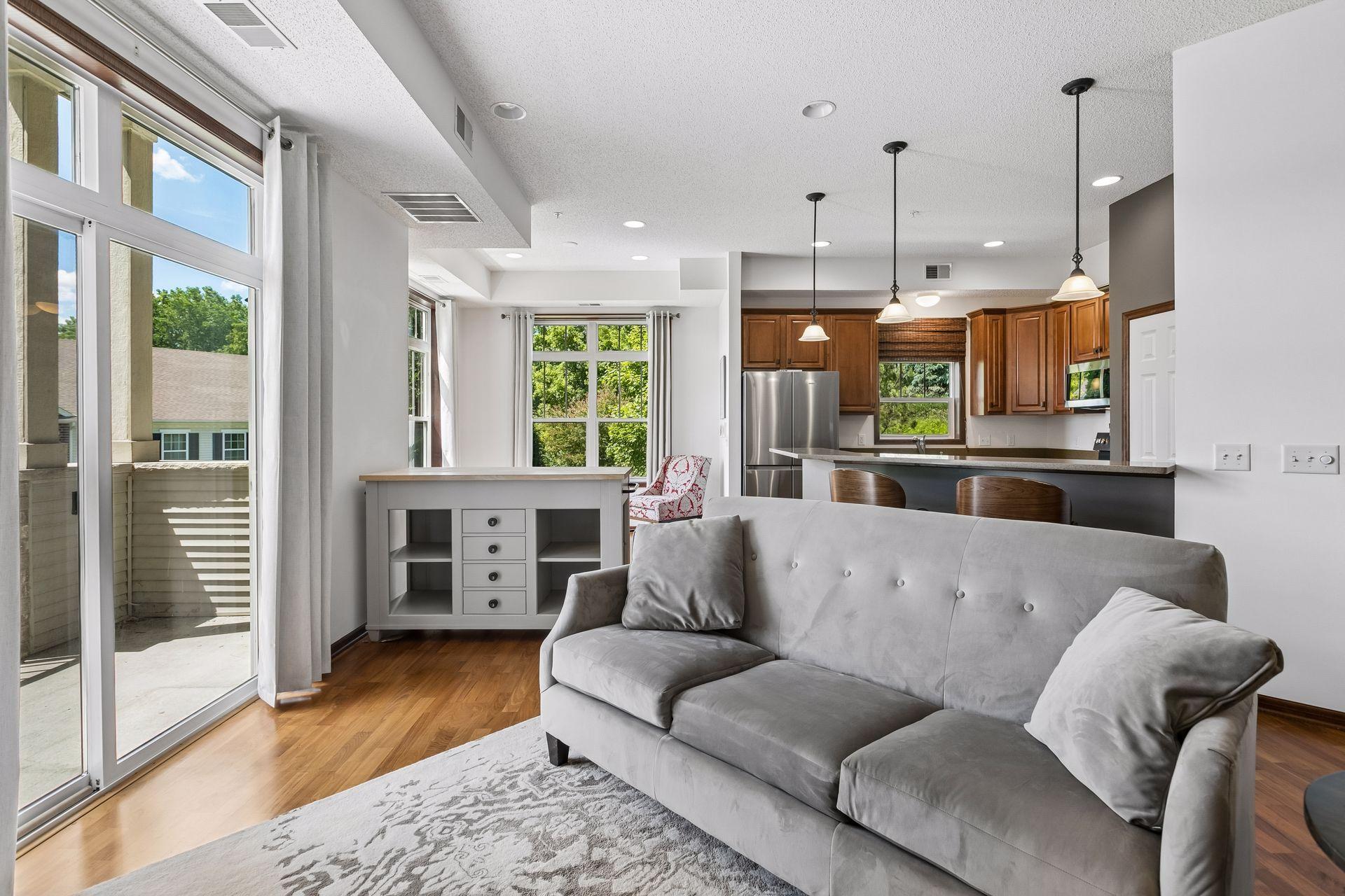View of Residential at 1256 County Road D #101, Maplewood MN 55109, Maplewood (8 of 28) - Mike Wilen | Minnesota Team Real Estate