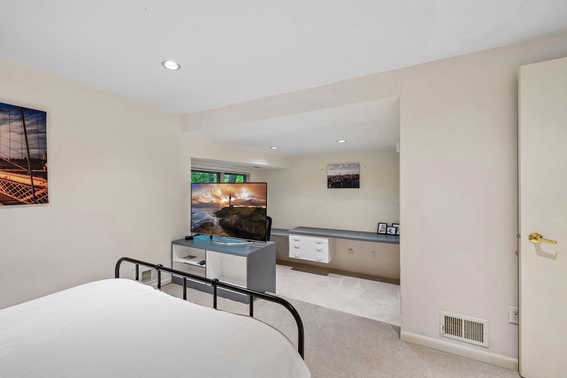 View of Residential at 12001 Hilloway Road, Minnetonka MN 55305, Minnetonka (43 of 73) - Mike Wilen | Minnesota Team Real Estate