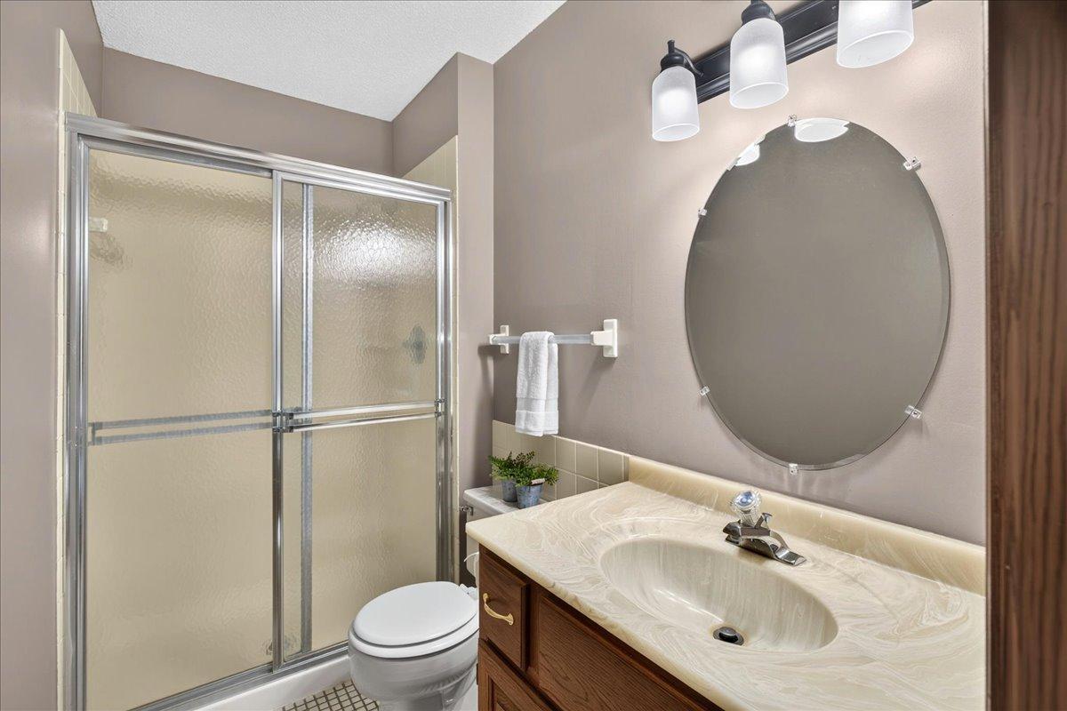 View of Residential at 1296 Blue Heron Trail, Shakopee MN 55379, Shakopee (38 of 54) - Mike Wilen | Minnesota Team Real Estate