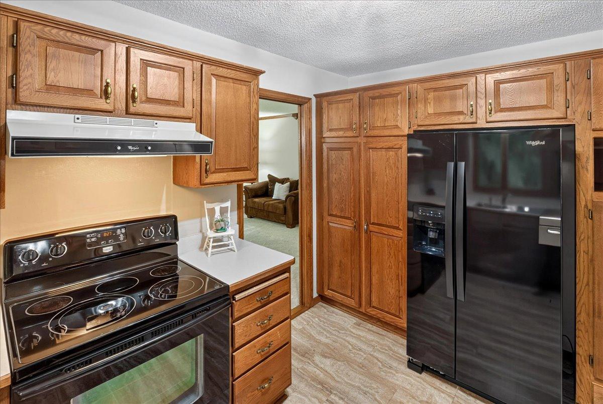 View of Residential at 1296 Blue Heron Trail, Shakopee MN 55379, Shakopee (28 of 54) - Mike Wilen | Minnesota Team Real Estate