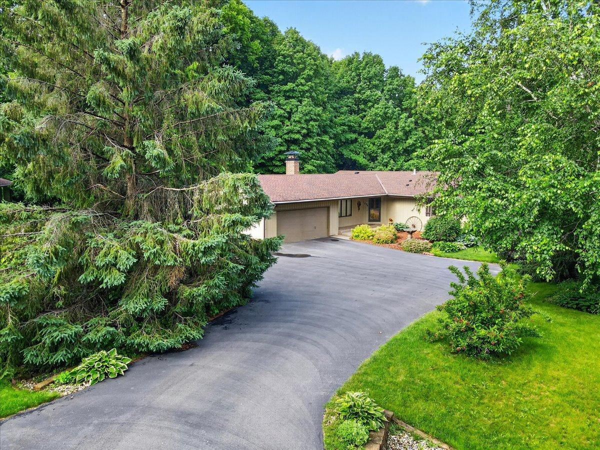 View of Residential at 1296 Blue Heron Trail, Shakopee MN 55379, Shakopee (14 of 54) - Mike Wilen | Minnesota Team Real Estate