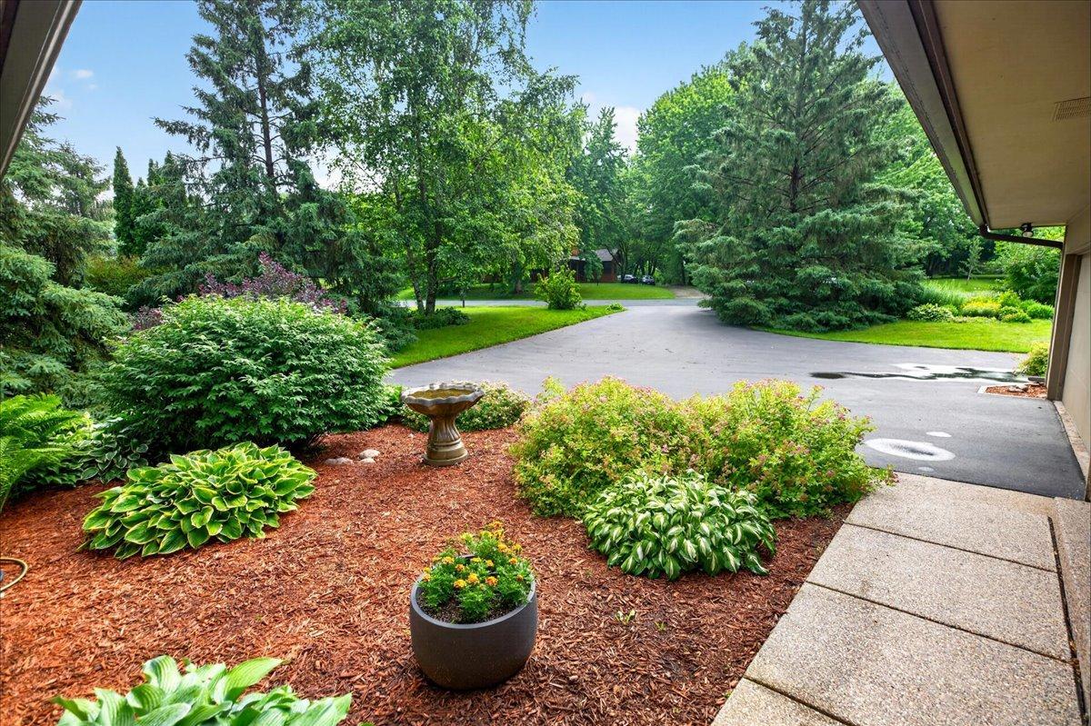 View of Residential at 1296 Blue Heron Trail, Shakopee MN 55379, Shakopee (13 of 54) - Mike Wilen | Minnesota Team Real Estate