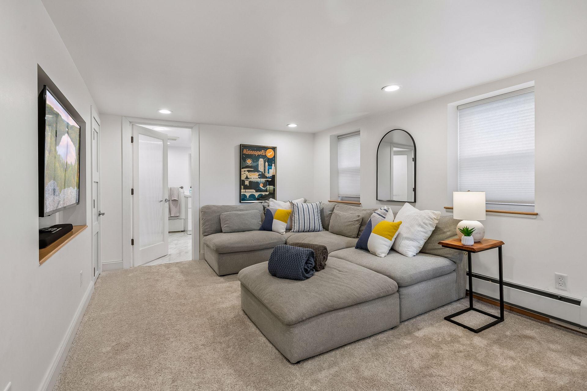 View of Residential at 5013 Queen Avenue, Minneapolis MN 55410, Minneapolis (37 of 58) - Mike Wilen | Minnesota Team Real Estate