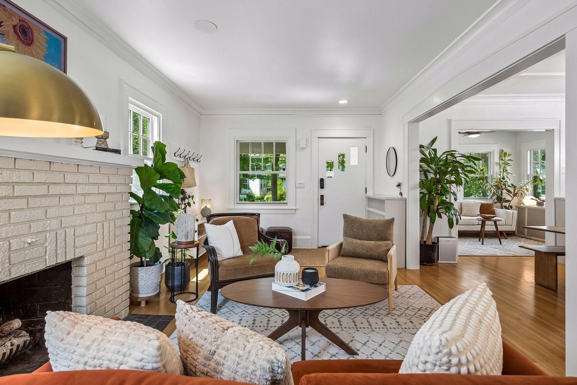 View of Residential at 5013 Queen Avenue, Minneapolis MN 55410, Minneapolis (12 of 58) - Mike Wilen | Minnesota Team Real Estate
