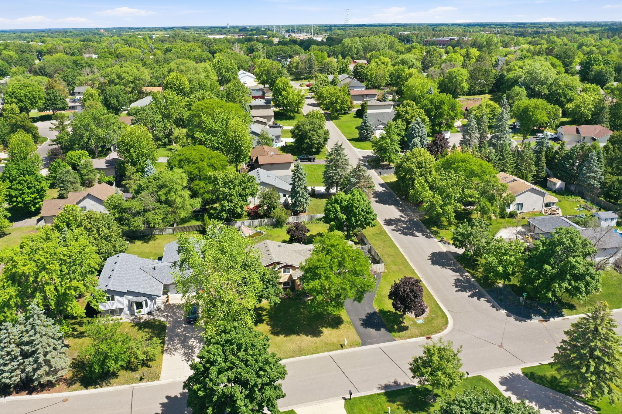 View of Residential at 1725 129th Lane, Coon Rapids MN 55448, Coon Rapids (41 of 49) - Mike Wilen | Minnesota Team Real Estate