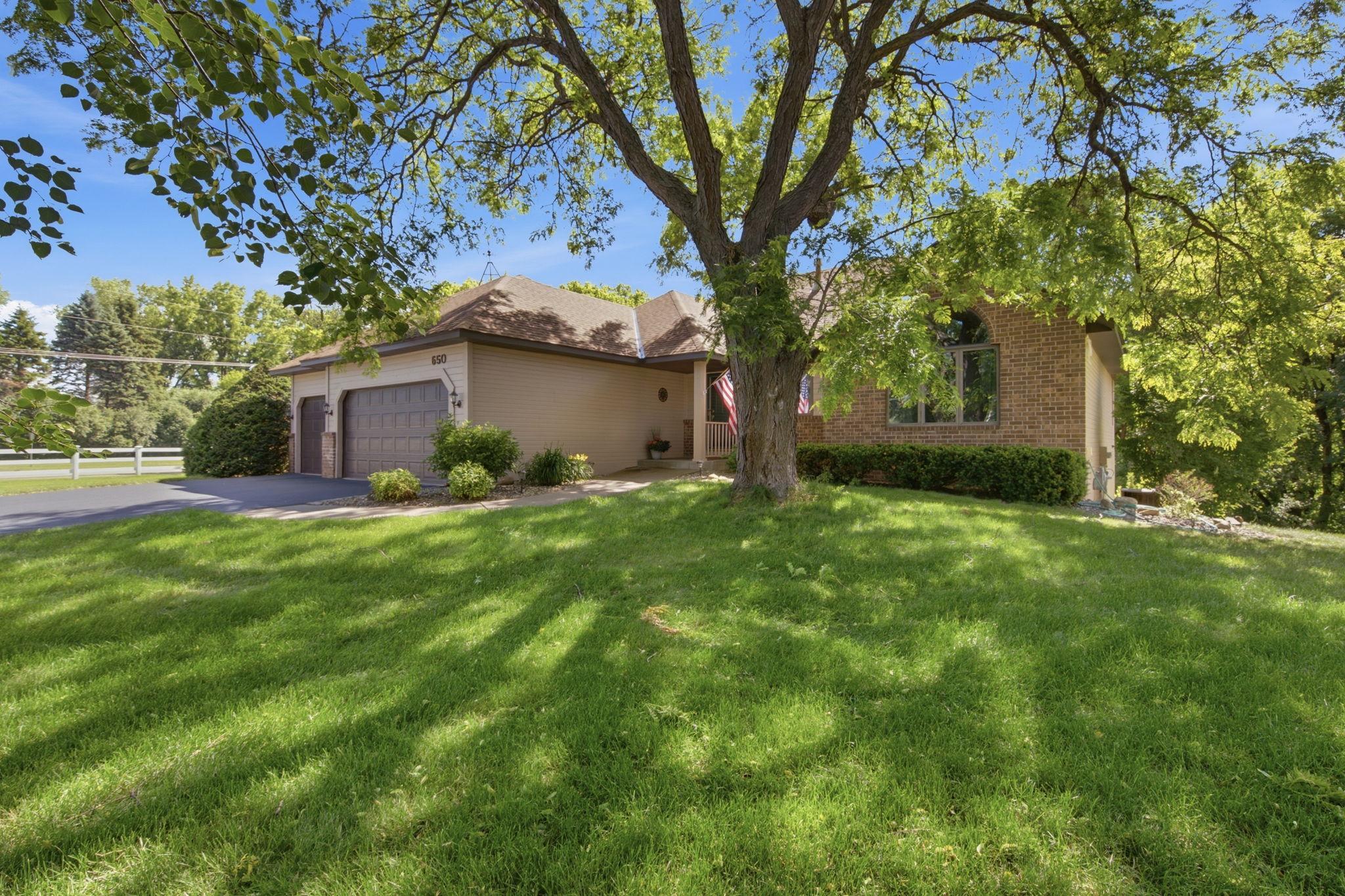 View of Residential at 650 Bridle Ridge Road, Eagan MN 55123, Eagan (32 of 37) - Mike Wilen | Minnesota Team Real Estate
