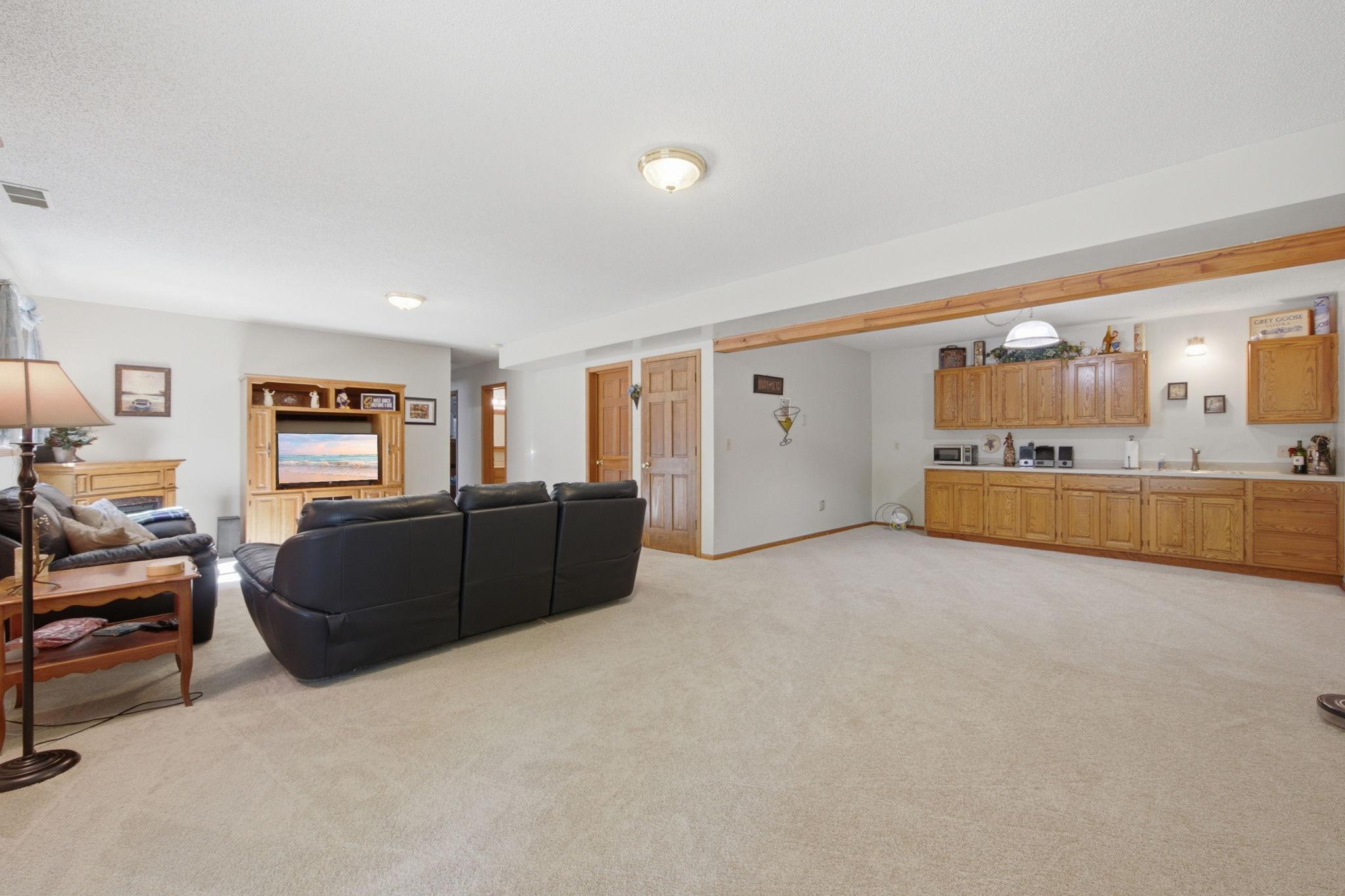 View of Residential at 650 Bridle Ridge Road, Eagan MN 55123, Eagan (17 of 37) - Mike Wilen | Minnesota Team Real Estate