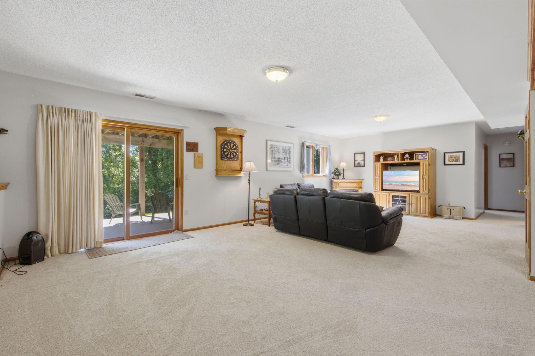 View of Residential at 650 Bridle Ridge Road, Eagan MN 55123, Eagan (16 of 37) - Mike Wilen | Minnesota Team Real Estate