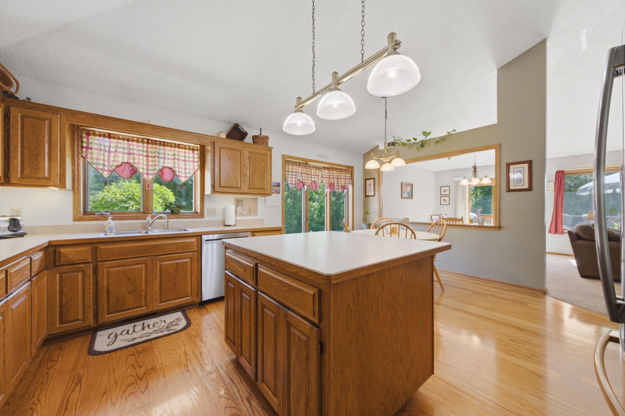 View of Residential at 650 Bridle Ridge Road, Eagan MN 55123, Eagan (6 of 37) - Mike Wilen | Minnesota Team Real Estate