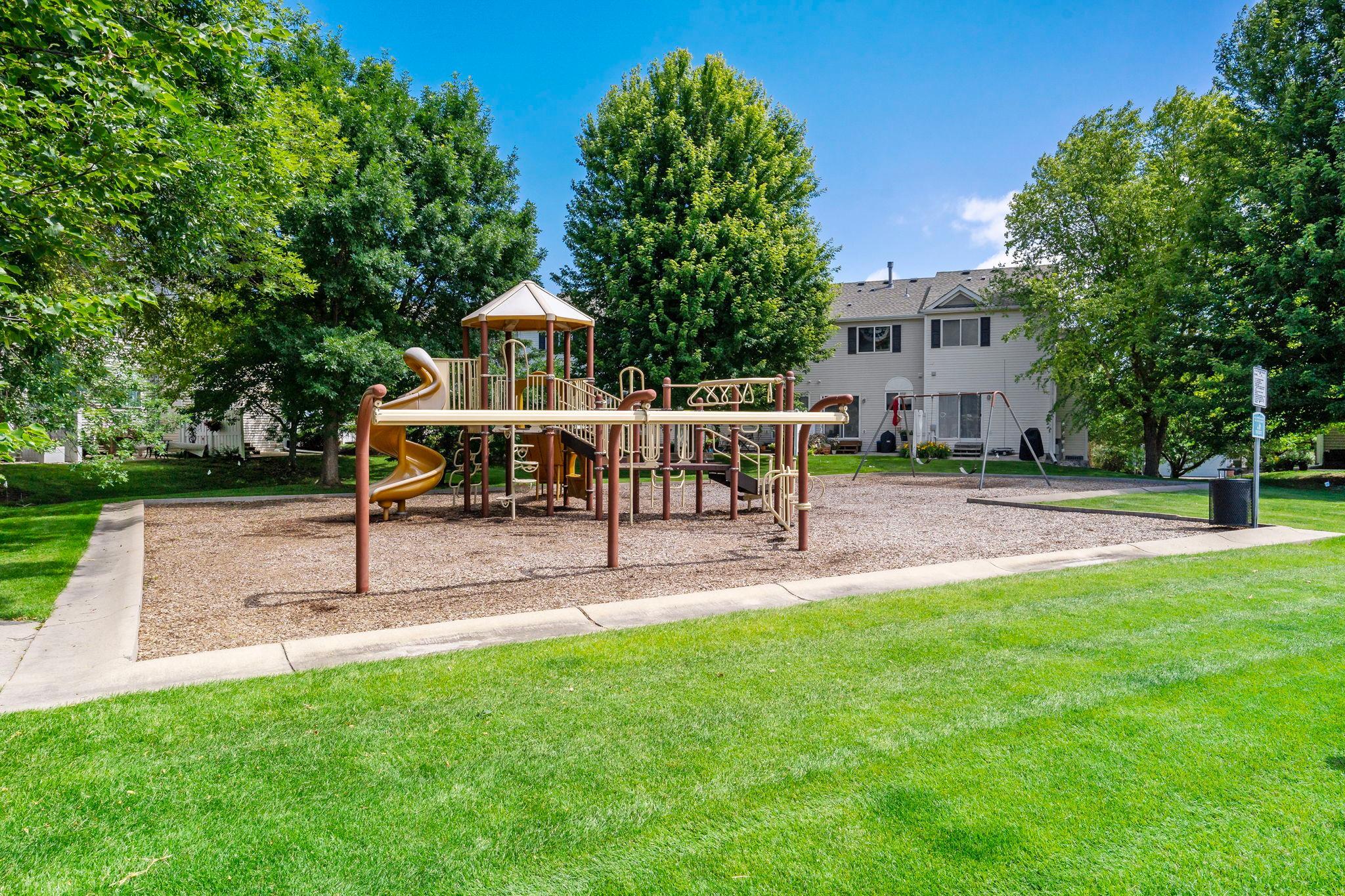 View of Residential at 7772 Arboretum Village Circle, Chanhassen MN 55317, Chanhassen (12 of 15) - Mike Wilen | Minnesota Team Real Estate