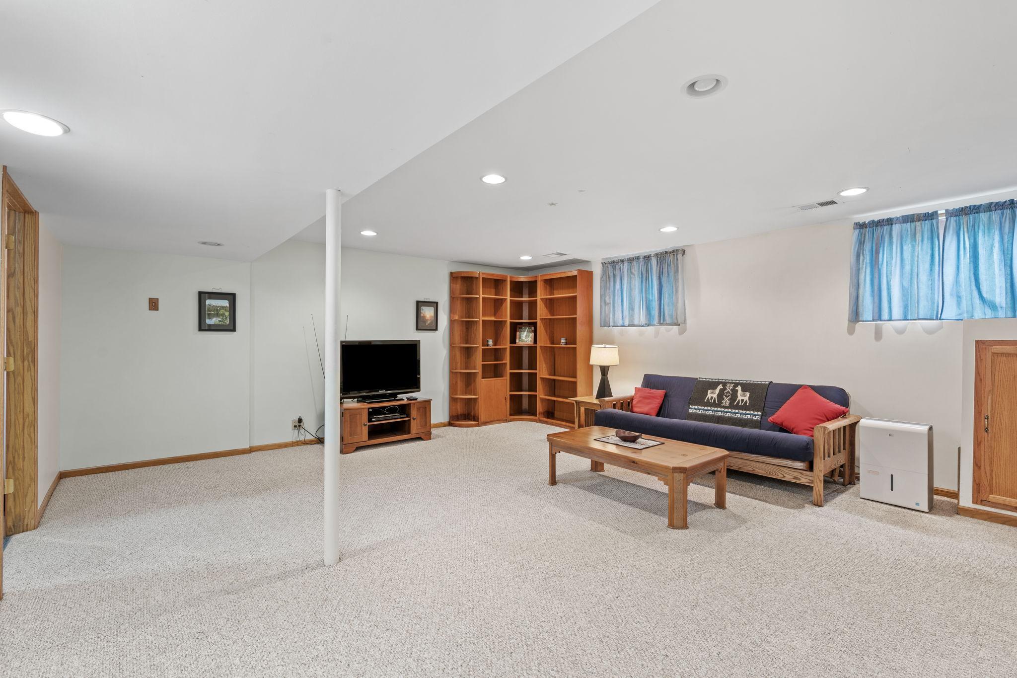 View of Residential at 6041 Sumter Place, New Hope MN 55428, New Hope (44 of 51) - Mike Wilen | Minnesota Team Real Estate