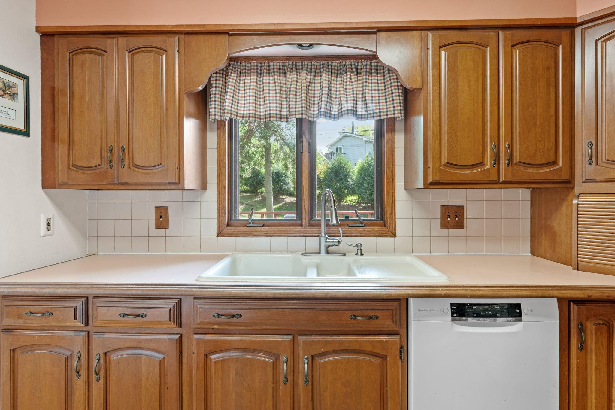 View of Residential at 6041 Sumter Place, New Hope MN 55428, New Hope (24 of 51) - Mike Wilen | Minnesota Team Real Estate