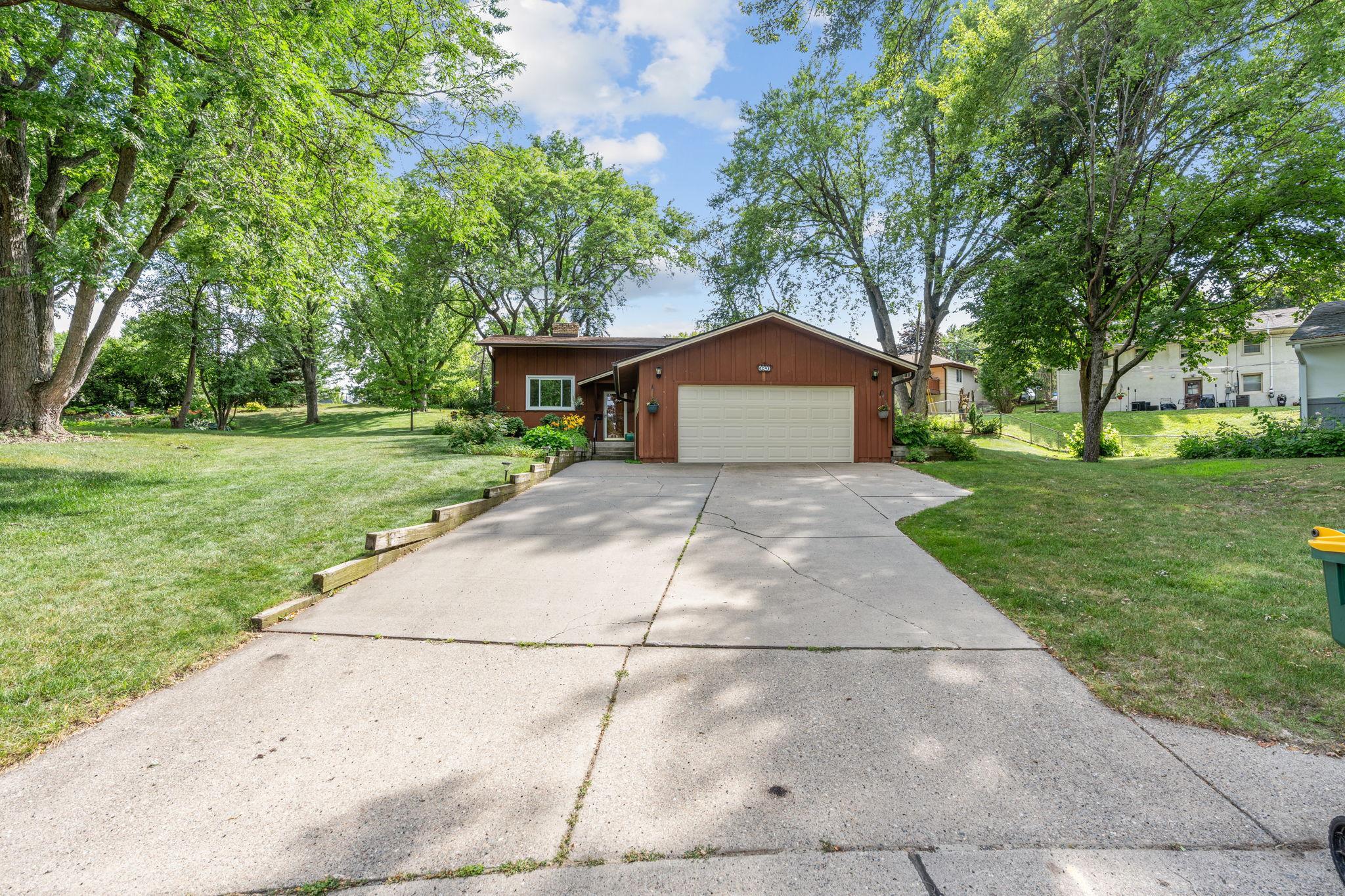 View of Residential at 6041 Sumter Place, New Hope MN 55428, New Hope (3 of 51) - Mike Wilen | Minnesota Team Real Estate
