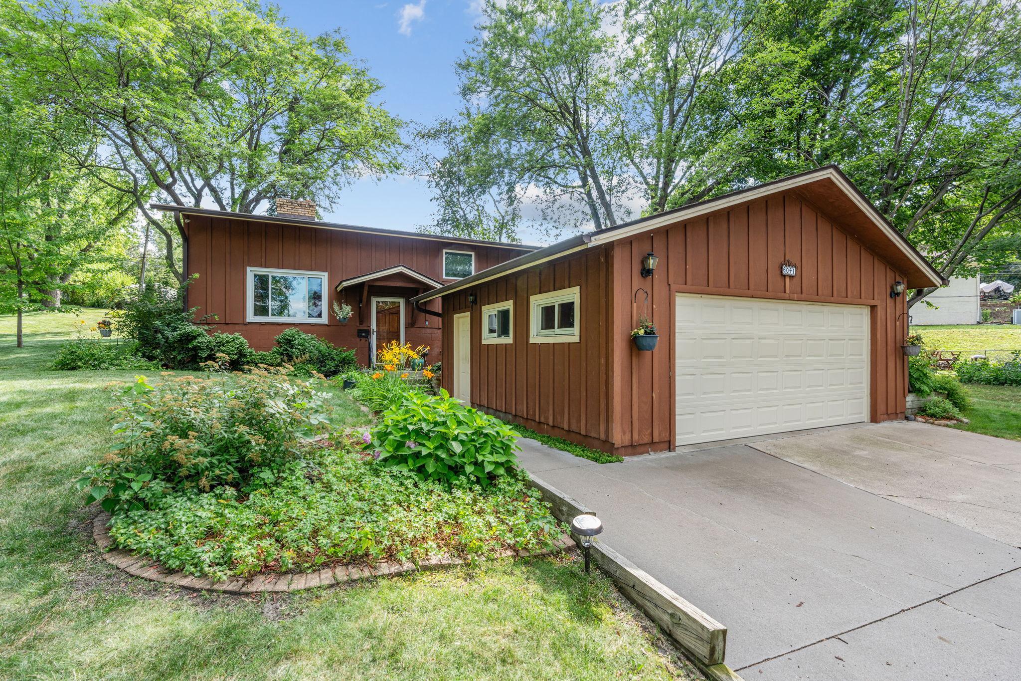 View of Residential at 6041 Sumter Place, New Hope MN 55428, New Hope (2 of 51) - Mike Wilen | Minnesota Team Real Estate