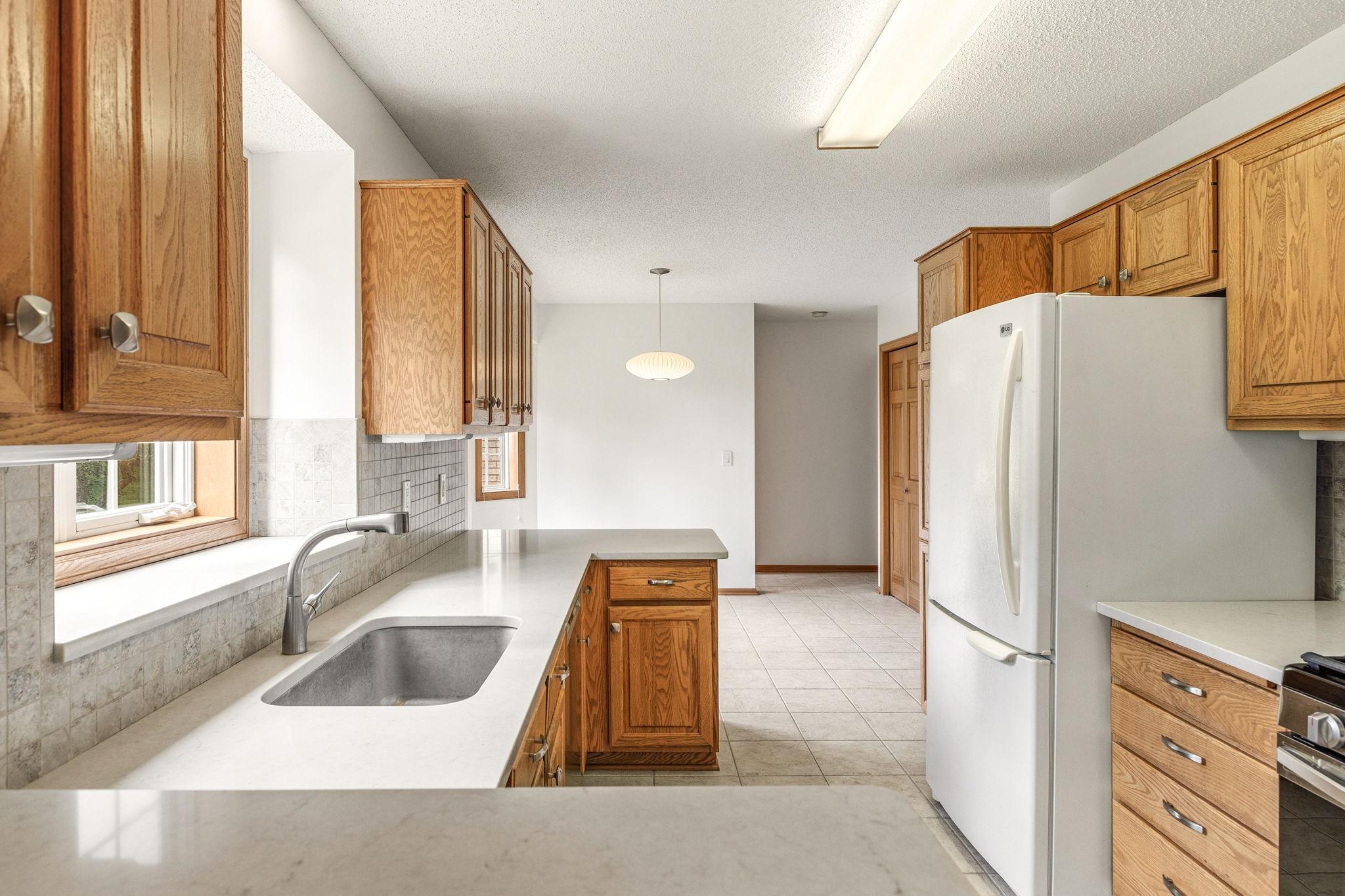 View of Residential at 13024 Garrett Lane, Apple Valley MN 55124, Apple Valley (18 of 52) - Mike Wilen | Minnesota Team Real Estate