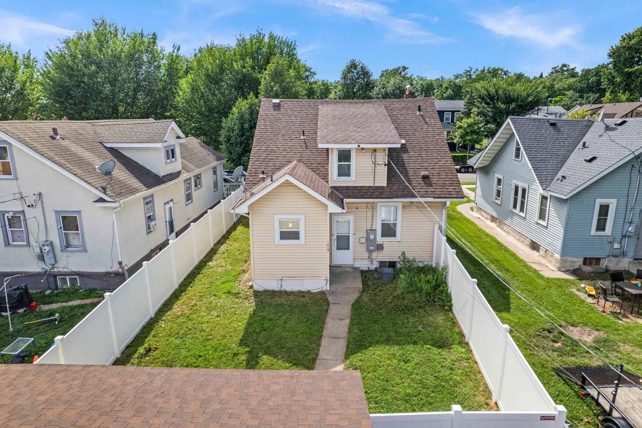 View of Residential at 1634 Upton Avenue, Minneapolis MN 55411, Minneapolis (18 of 23) - Mike Wilen | Minnesota Team Real Estate