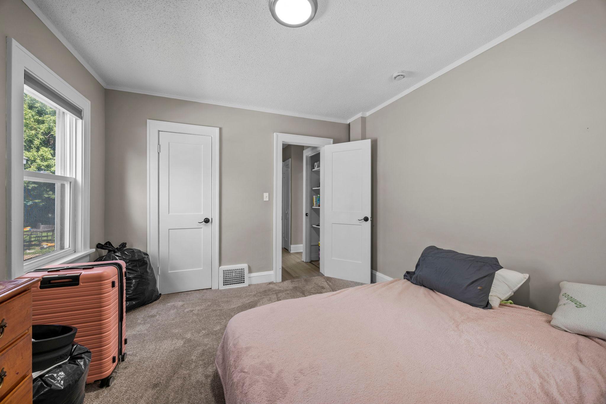 View of Residential at 1634 Upton Avenue, Minneapolis MN 55411, Minneapolis (9 of 23) - Mike Wilen | Minnesota Team Real Estate