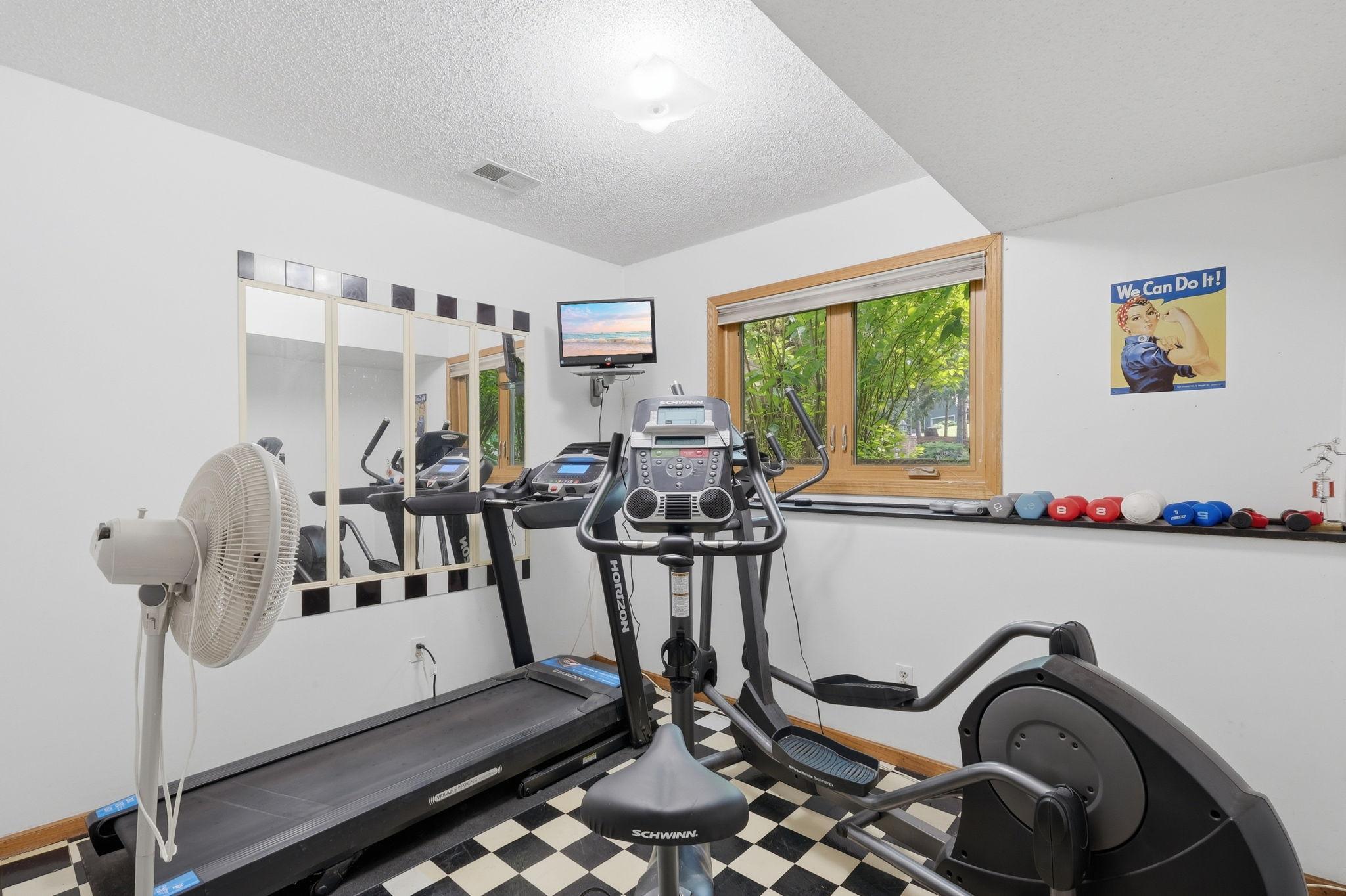 View of Residential at 1364 Chatterton Court, Eagan MN 55123, Eagan (37 of 40) - Mike Wilen | Minnesota Team Real Estate
