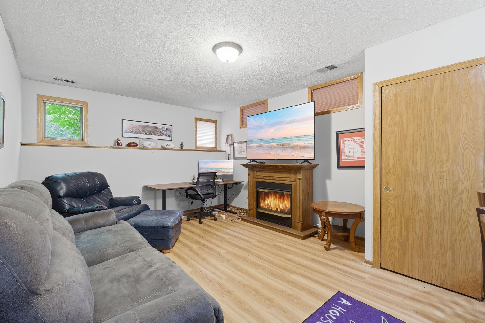 View of Residential at 1364 Chatterton Court, Eagan MN 55123, Eagan (36 of 40) - Mike Wilen | Minnesota Team Real Estate