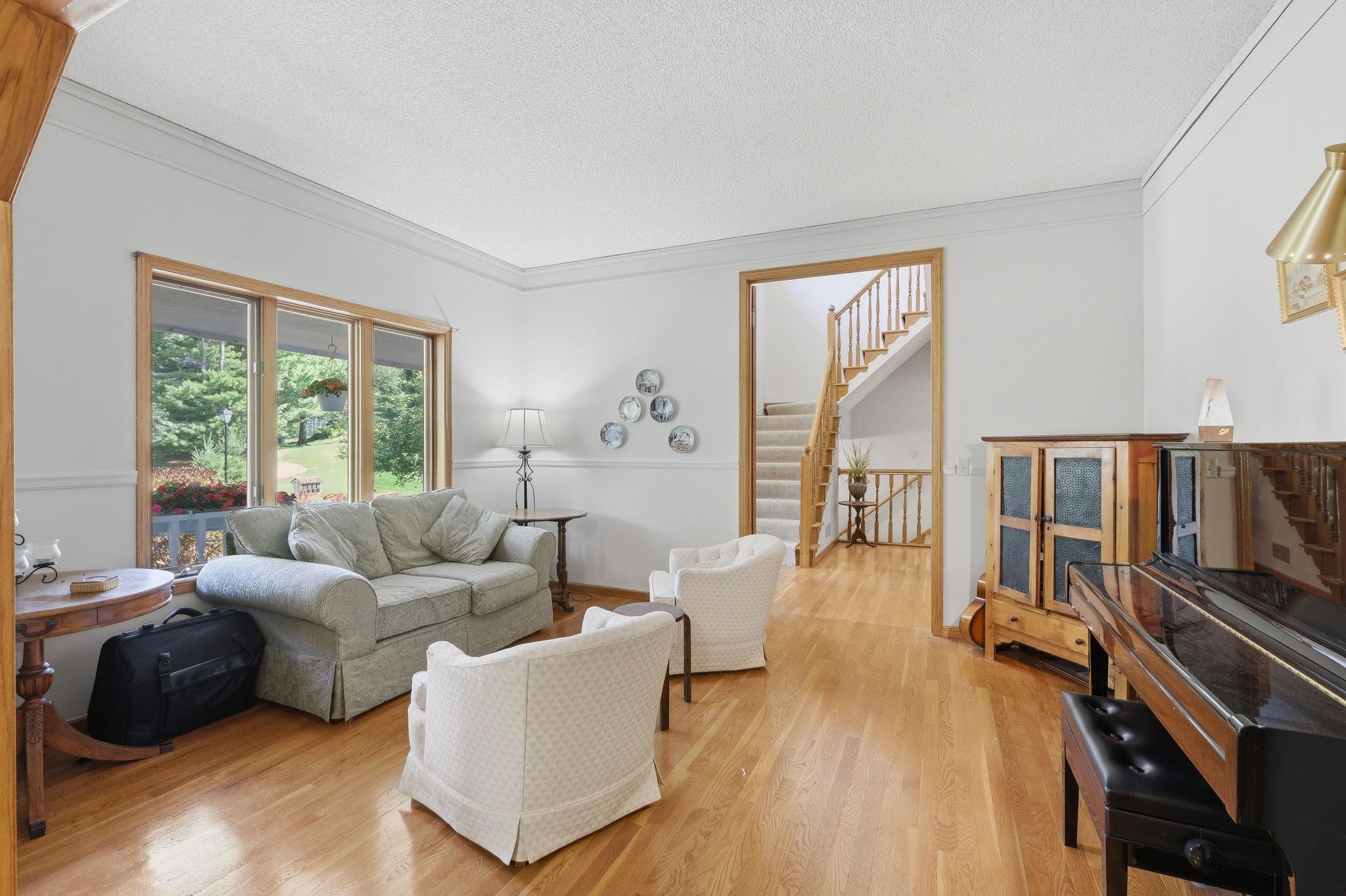 View of Residential at 1364 Chatterton Court, Eagan MN 55123, Eagan (17 of 40) - Mike Wilen | Minnesota Team Real Estate