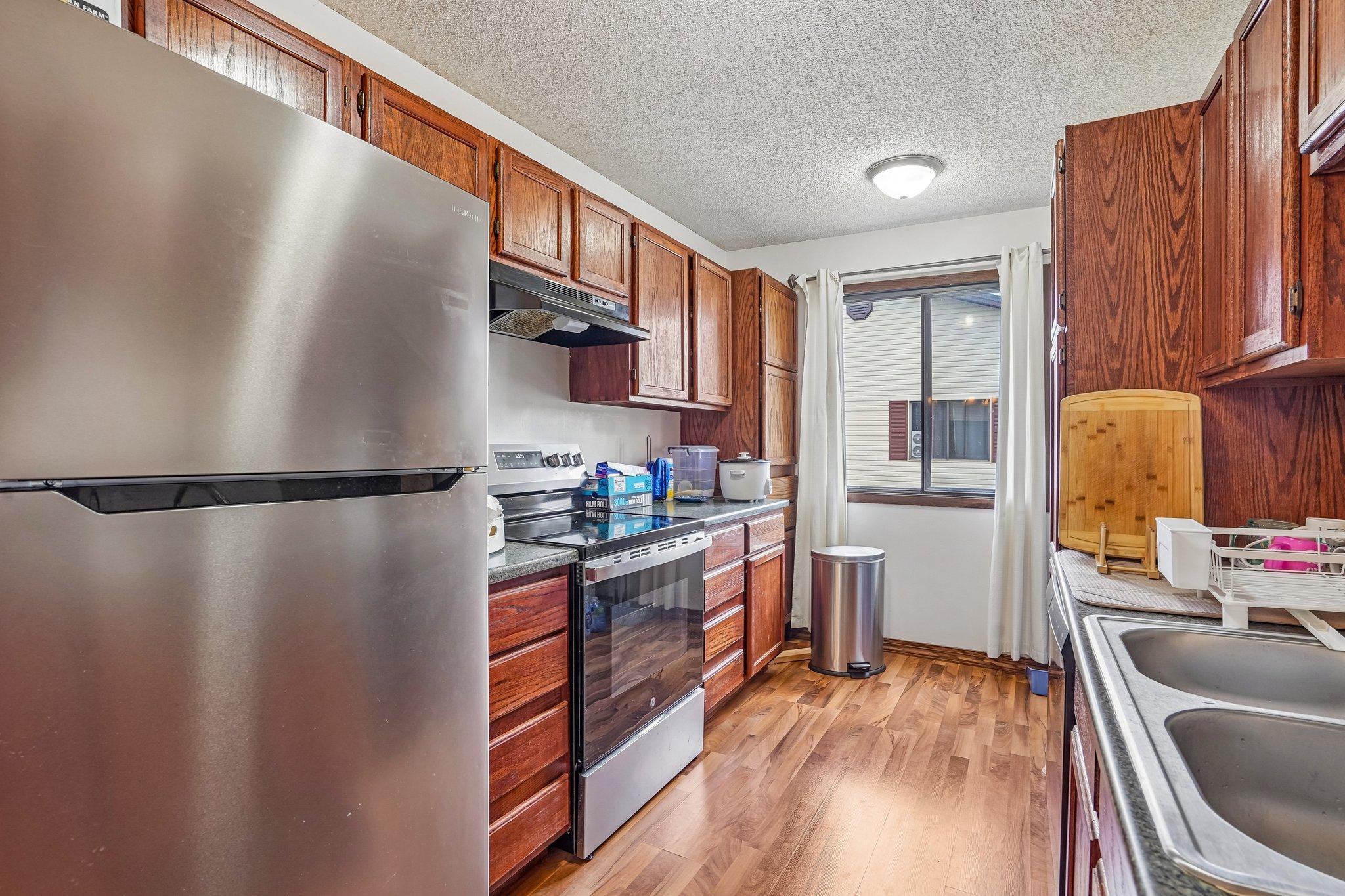 View of Residential at 6627 84th Court, Brooklyn Park MN 55445, Brooklyn Park (12 of 31) - Mike Wilen | Minnesota Team Real Estate