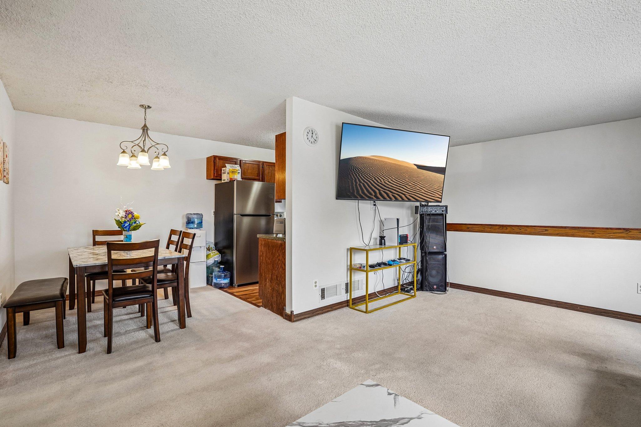 View of Residential at 6627 84th Court, Brooklyn Park MN 55445, Brooklyn Park (7 of 31) - Mike Wilen | Minnesota Team Real Estate