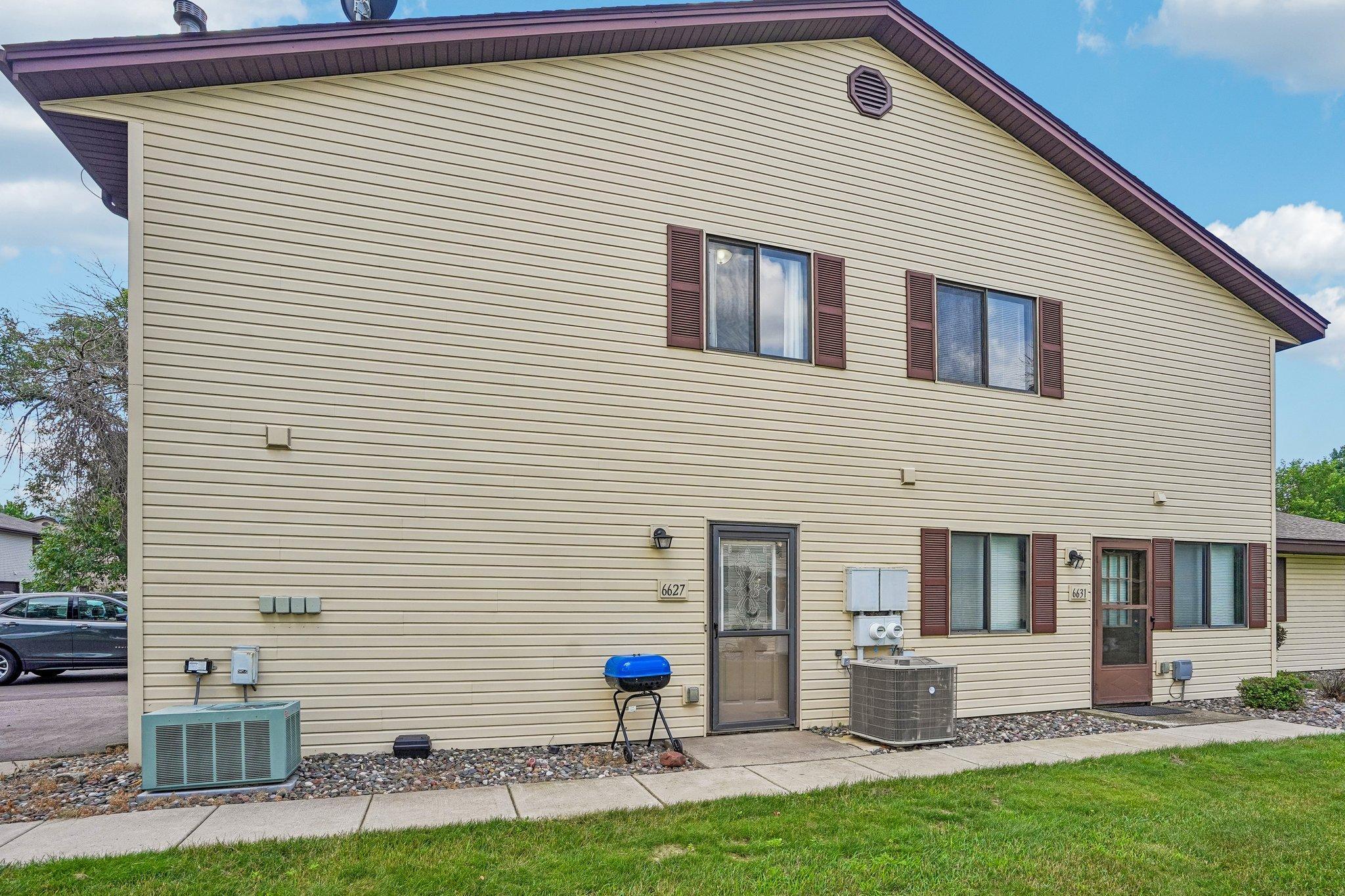 View of Residential at 6627 84th Court, Brooklyn Park MN 55445, Brooklyn Park (2 of 31) - Mike Wilen | Minnesota Team Real Estate