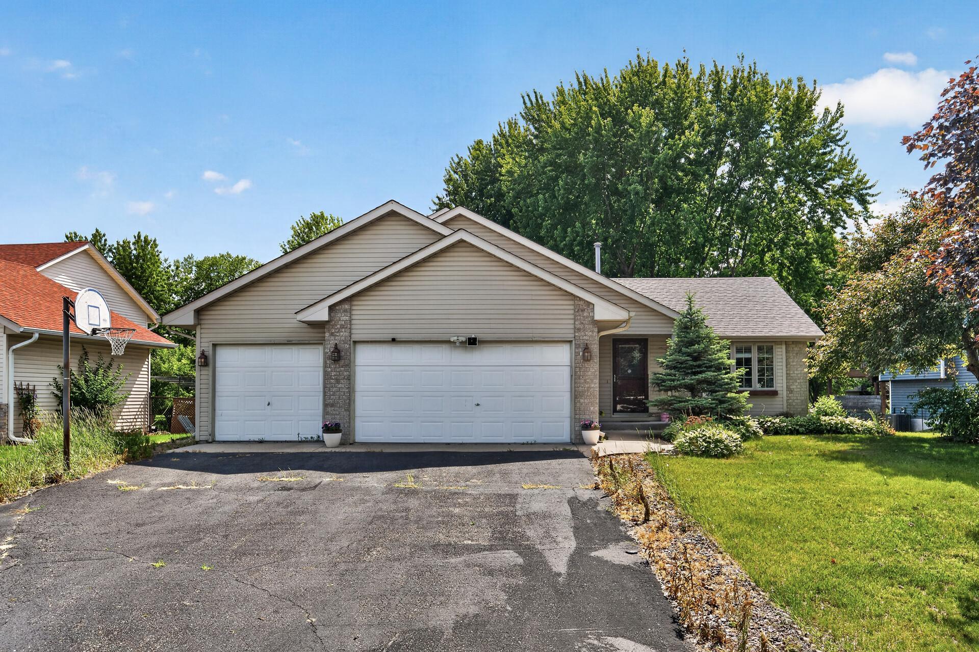 View of Residential at 8725 Queens Gardens, Brooklyn Park MN 55443, Brooklyn Park (27 of 28) - Mike Wilen | Minnesota Team Real Estate