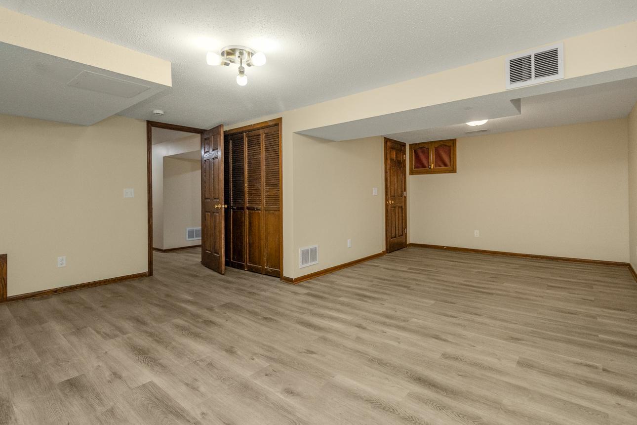 View of Residential at 5901 6th Street, Fridley MN 55432, Fridley (22 of 35) - Mike Wilen | Minnesota Team Real Estate